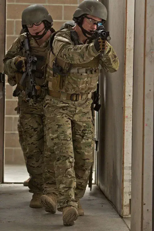 Брюки тактические "5.11 Tactical MultiCam TDU" - военное снаряжение Darkskiff - фото 30 Брюки тактические "5.11 Tactical MultiCam TDU" - тактическое снаряжение Darkskiff - фото 30