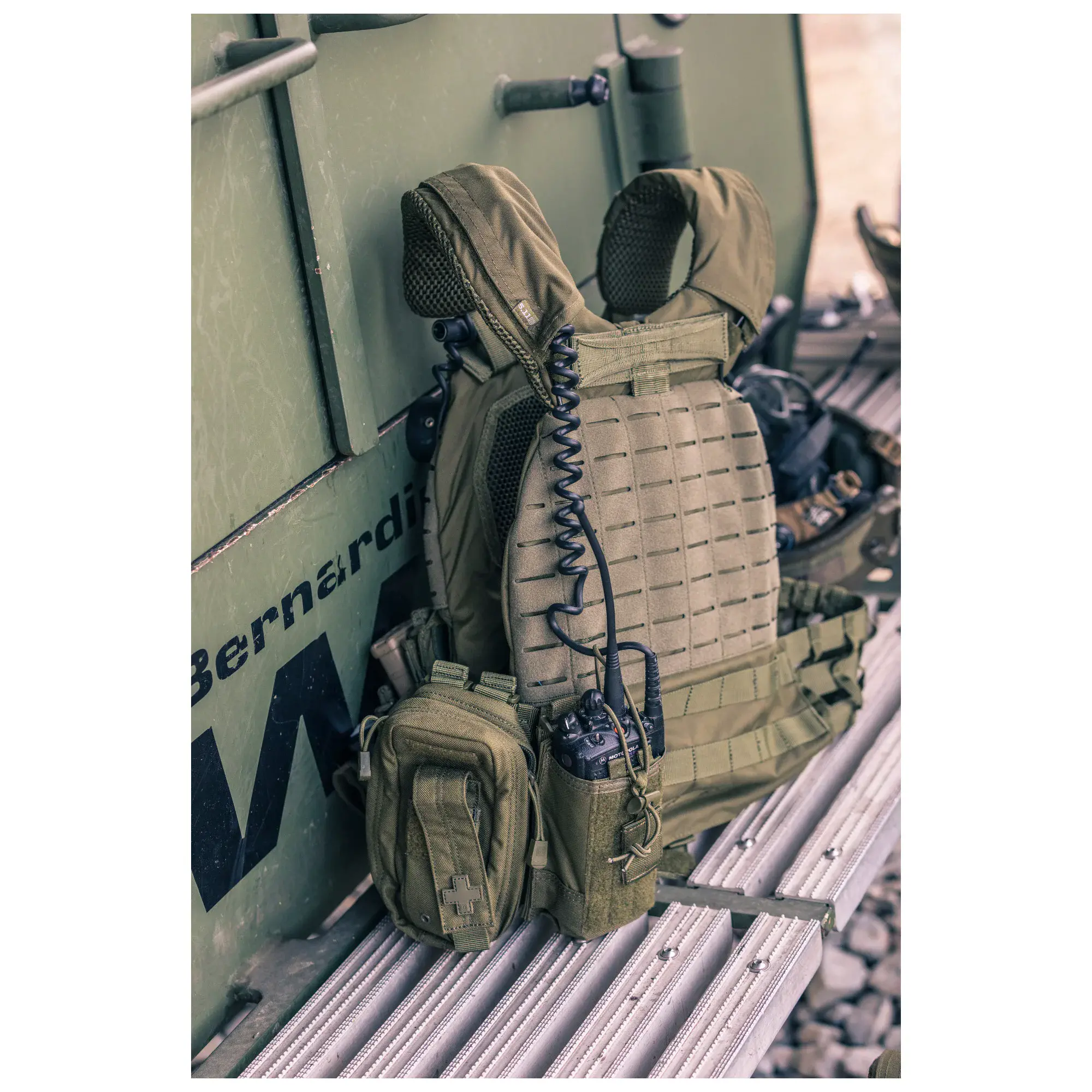 Чохол для бронежилета "5.11 TacTec Plate Carrier" - військове спорядження Darkskiff - фото 33 Чохол для бронежилета "5.11 TacTec Plate Carrier" - тактичне спорядження Darkskiff - фото 33