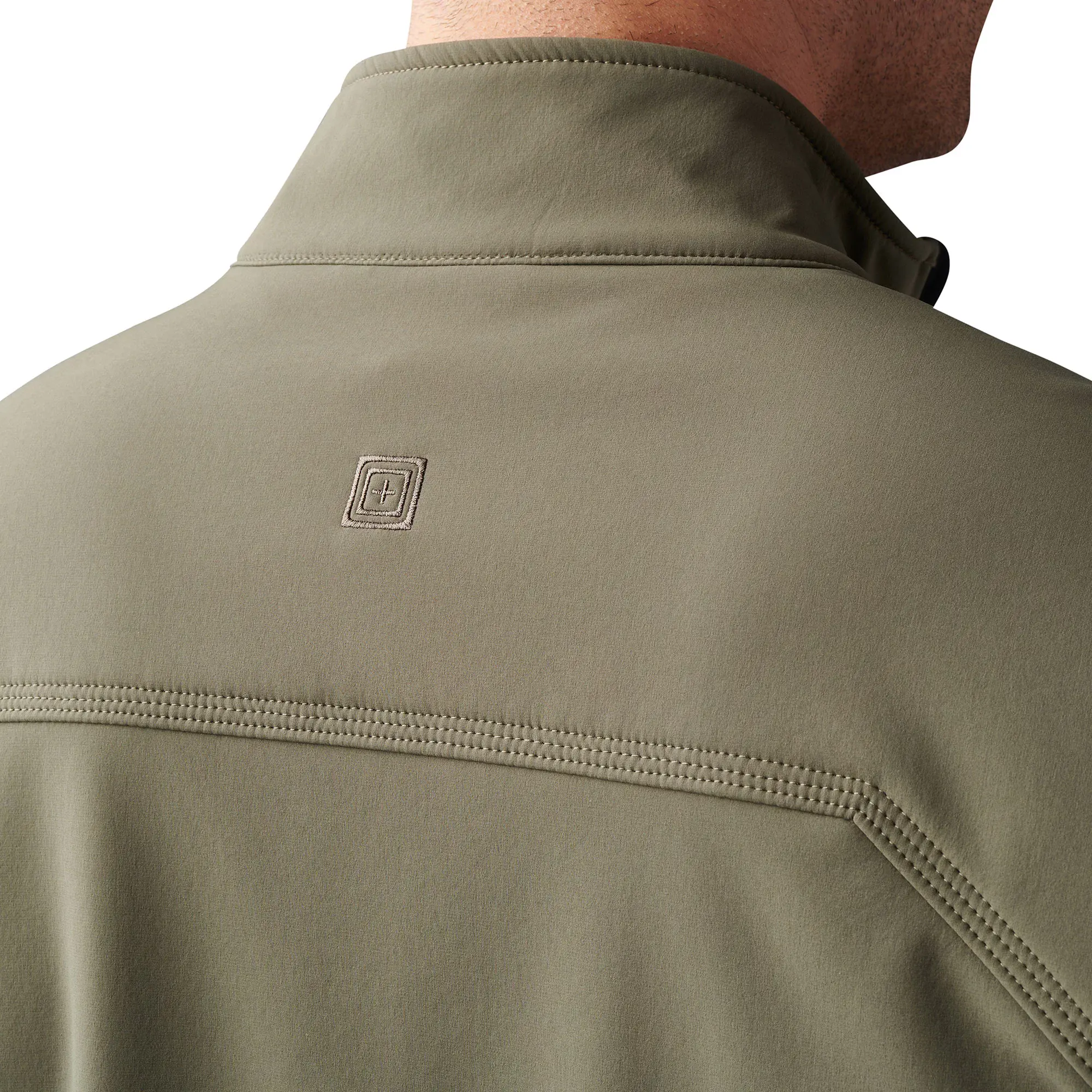 Куртка демісезонна 5.11 Tactical "Nevada Softshell Jacket" - військове спорядження Darkskiff - фото 17 Куртка демісезонна 5.11 Tactical "Nevada Softshell Jacket" - тактичне спорядження Darkskiff - фото 17