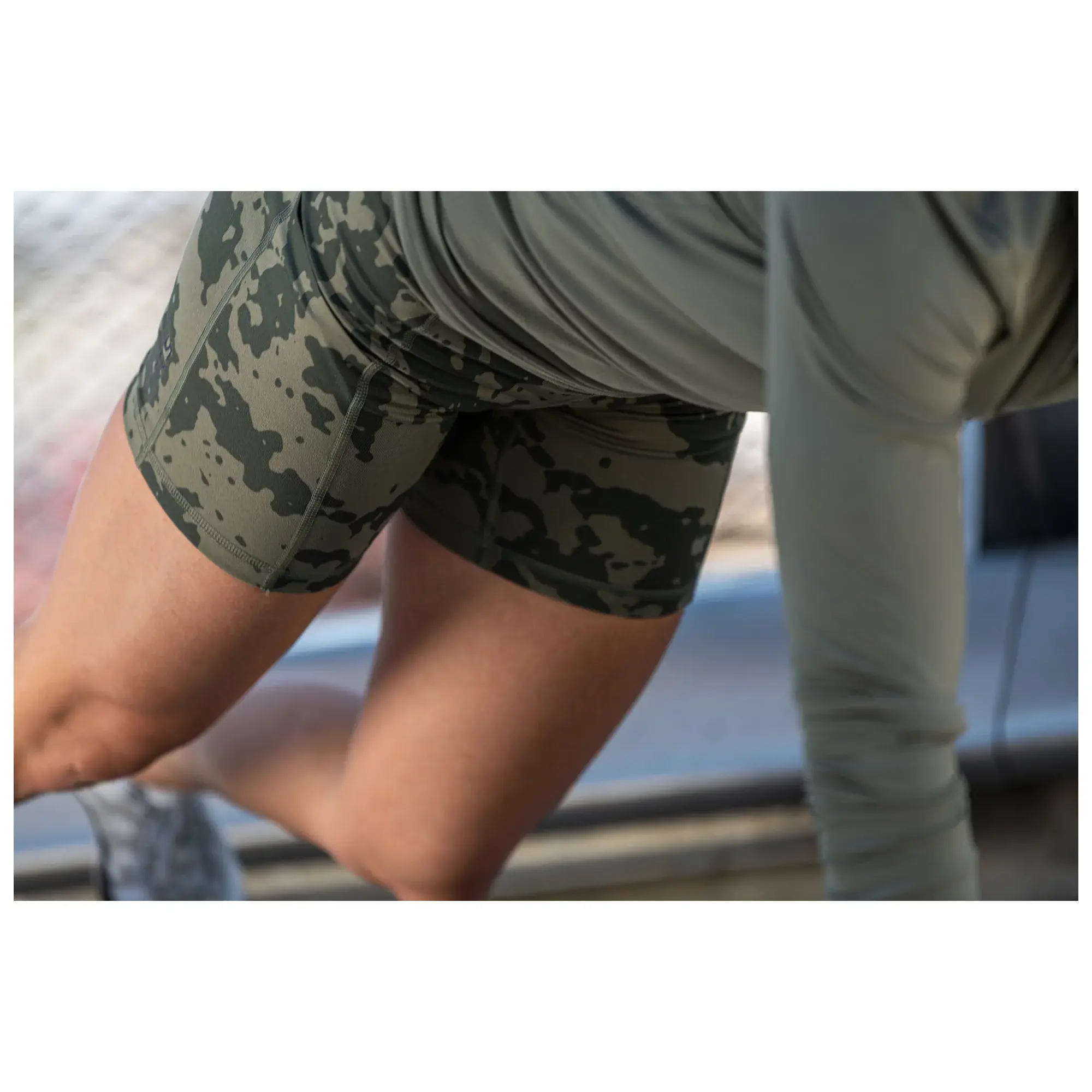 Шорти тренувальні жіночі 5.11 Tactical "PT-R Eliza Short" - військове спорядження Darkskiff - фото 17 Шорти тренувальні жіночі 5.11 Tactical "PT-R Eliza Short" - тактичне спорядження Darkskiff - фото 17