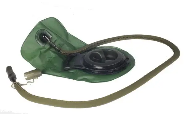 Питна система-гідратор Sturm Mil-Tec "Hydration Pack" (1L) - військове спорядження Darkskiff - фото 15 Питна система-гідратор Sturm Mil-Tec "Hydration Pack" (1L) - тактичне спорядження Darkskiff - фото 15