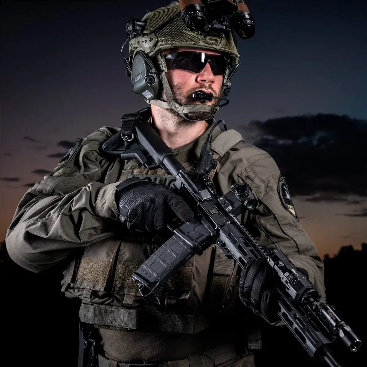 Рукавички тактичні Mechanix "Specialty Vent Covert Gloves" - військове спорядження Darkskiff - фото 17 Рукавички тактичні Mechanix "Specialty Vent Covert Gloves" - тактичне спорядження Darkskiff - фото 17
