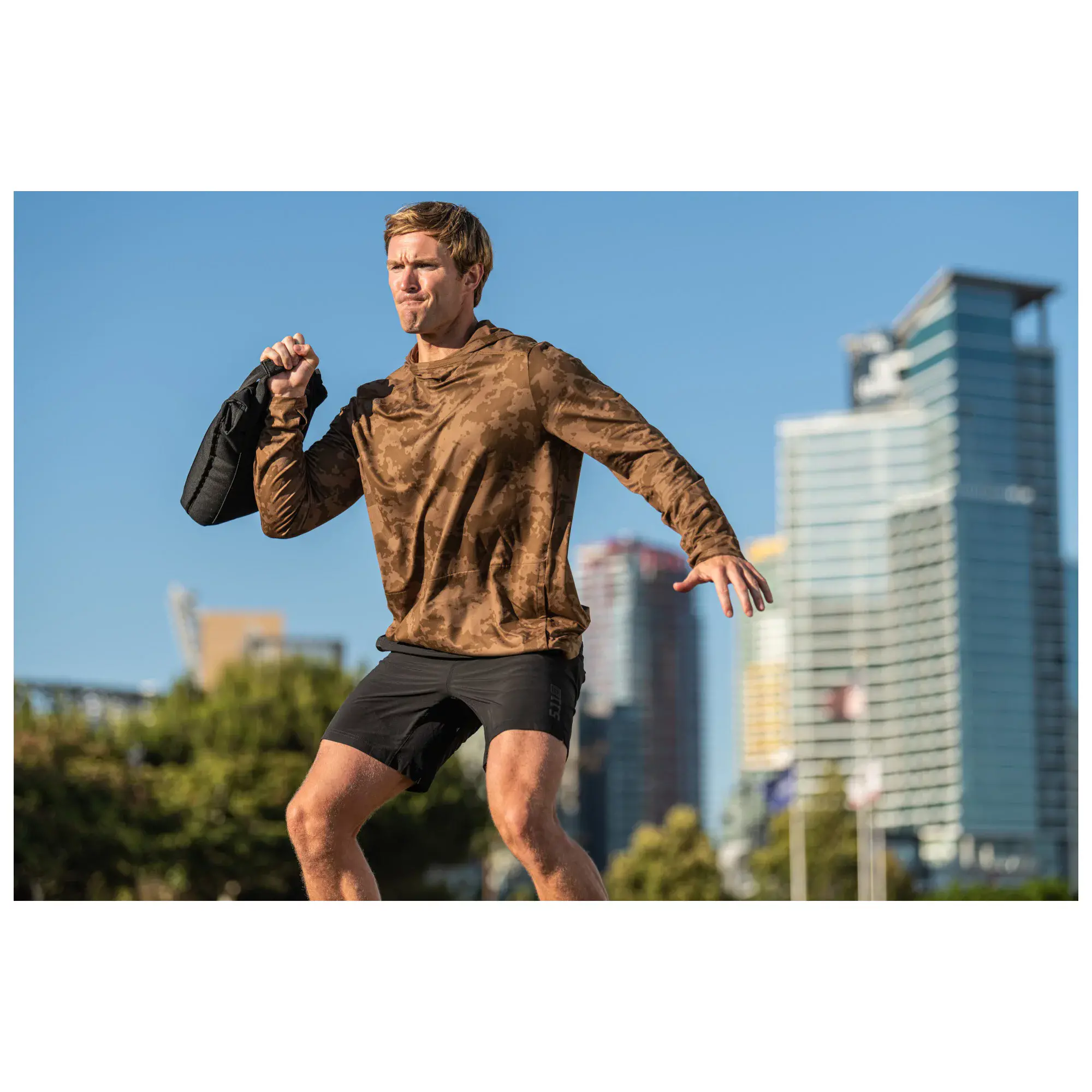 Реглан "5.11 Tactical PT-R Forged Hoodie" - військове спорядження Darkskiff - фото 16 Реглан "5.11 Tactical PT-R Forged Hoodie" - тактичне спорядження Darkskiff - фото 16