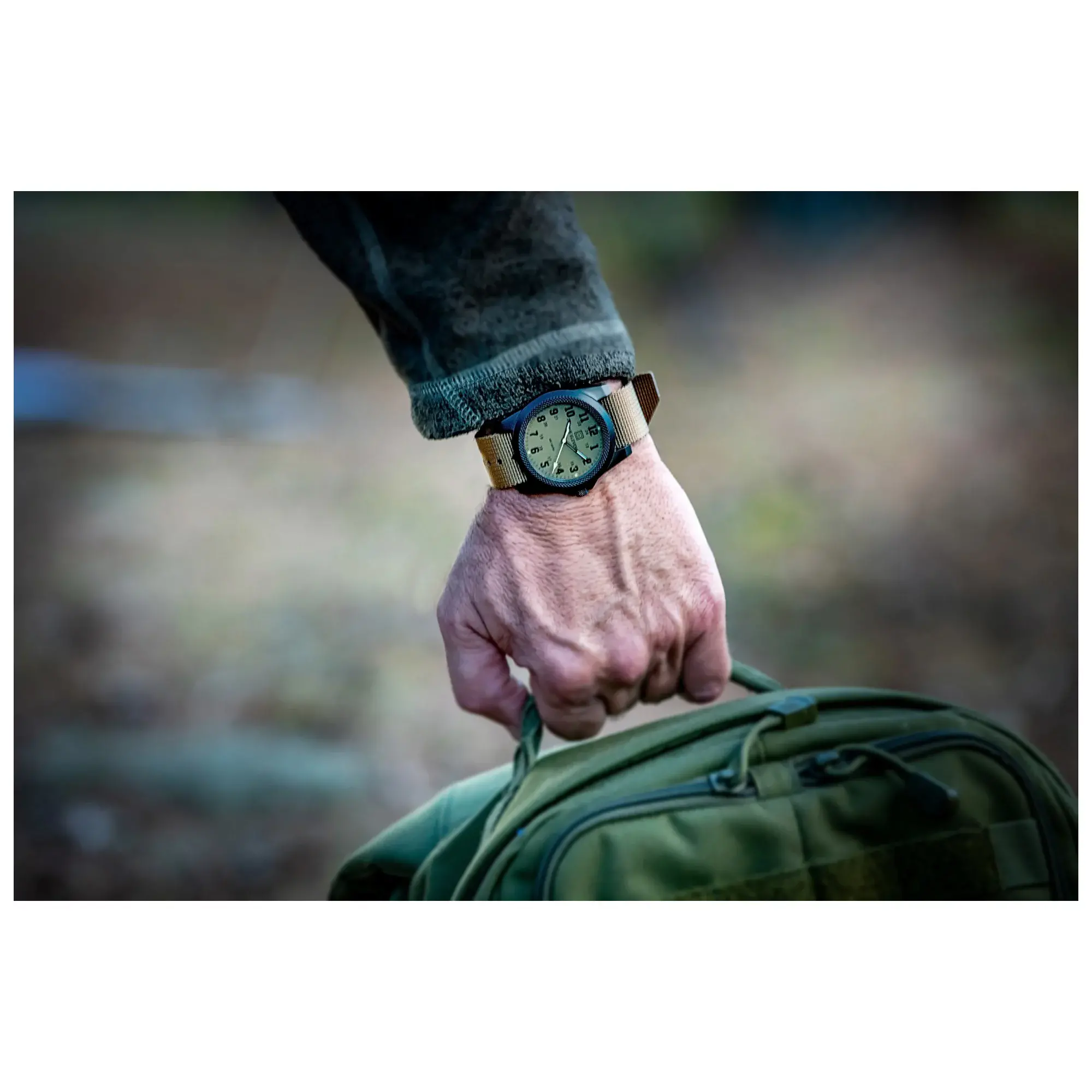 Годинник тактичний "5.11 Tactical PATHFINDER WATCH" - військове спорядження Darkskiff - фото 14 Годинник тактичний "5.11 Tactical PATHFINDER WATCH" - тактичне спорядження Darkskiff - фото 14