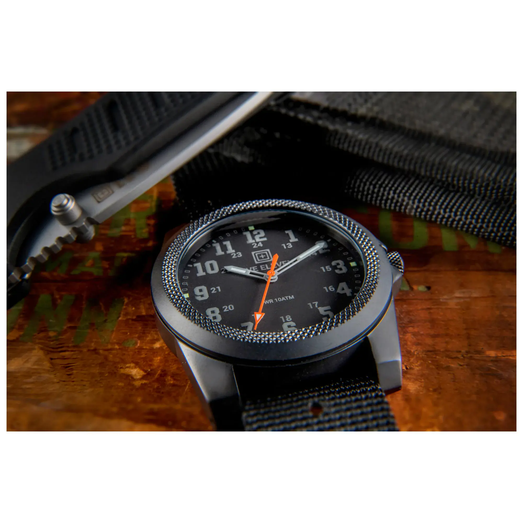 Годинник тактичний "5.11 Tactical PATHFINDER WATCH" - військове спорядження Darkskiff - фото 13 Годинник тактичний "5.11 Tactical PATHFINDER WATCH" - тактичне спорядження Darkskiff - фото 13