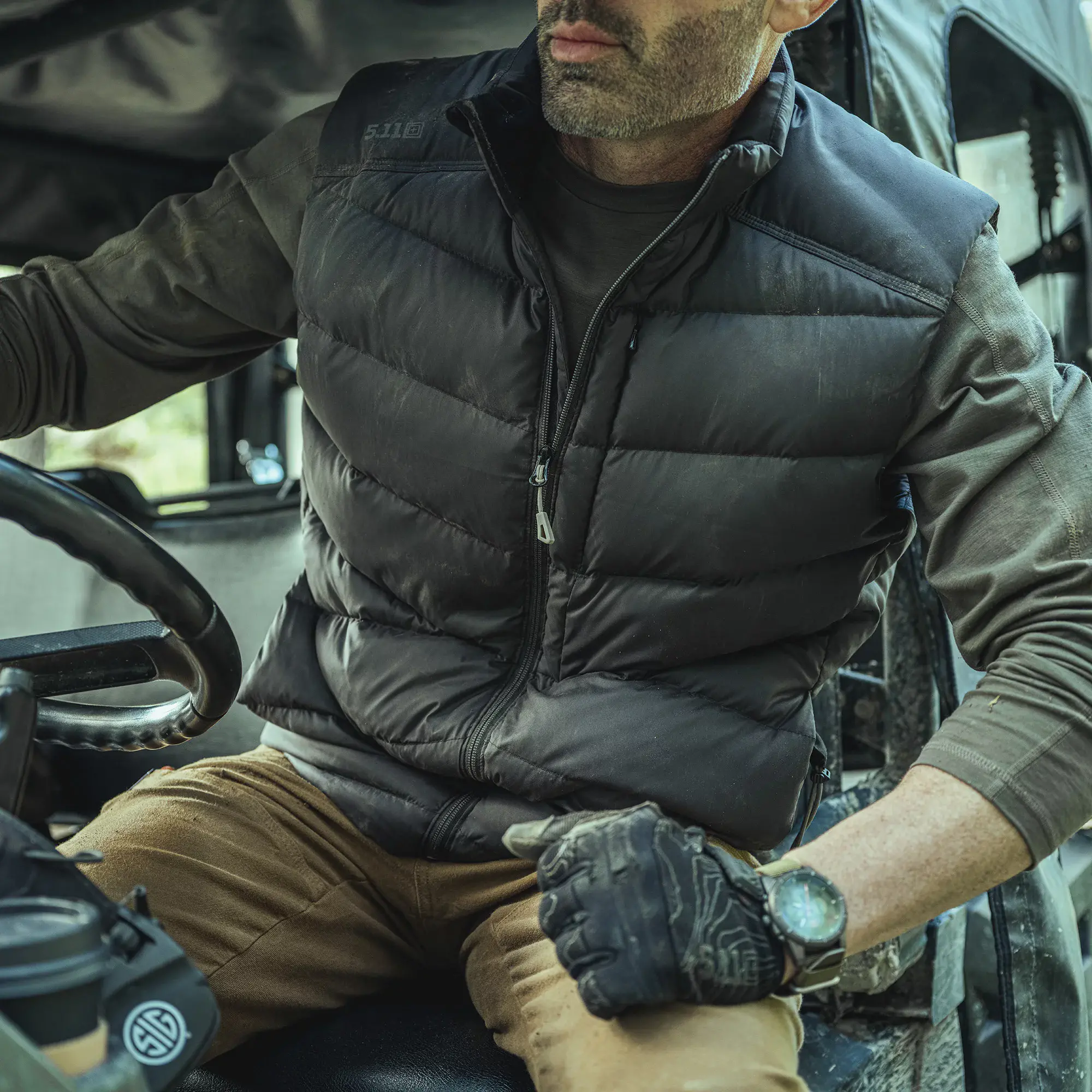 Жилет утеплений "5.11 Tactical® Acadia Down Vest" - військове спорядження Darkskiff - фото 11 Жилет утеплений "5.11 Tactical® Acadia Down Vest" - тактичне спорядження Darkskiff - фото 11