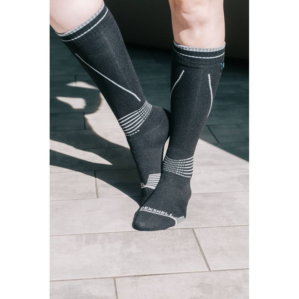 Водонепроникні шкарпетки Dexshell Longlite Socks 2.0, блакитні полоски, розмір XL (47-49) - військове спорядження Darkskiff - фото 24 Водонепроникні шкарпетки Dexshell Longlite Socks 2.0, блакитні полоски, розмір XL (47-49) - тактичне спорядження Darkskiff - фото 24